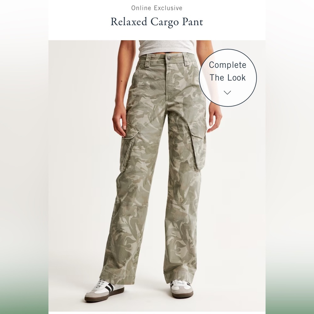 Abercrombie & Fitch Olive Camo Relaxed Cargo Pants